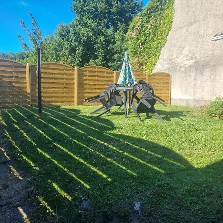 Jolie Petite Maison Dans Village Fortifie Brigueuil Kültér fotó